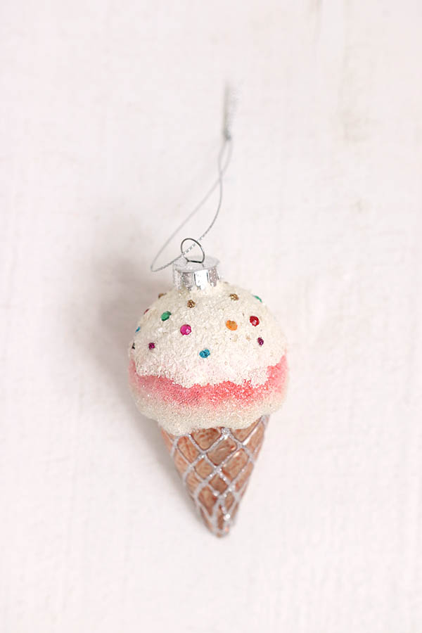 christmas-ornament-ice-cream-cone-babasouk