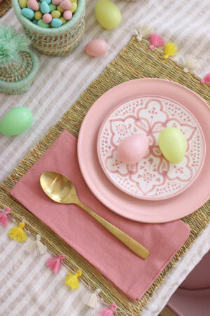 Placemats With Pompoms, Wicker – Set