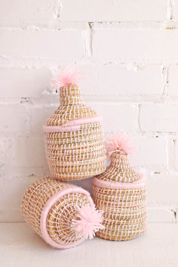 mini basket with pink pompom babasouk