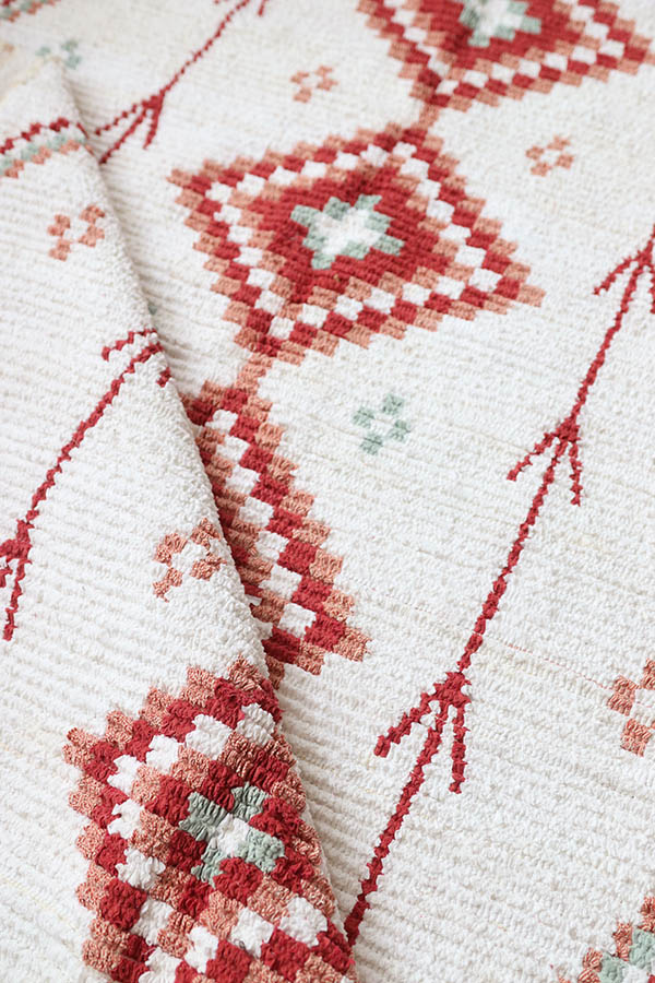 tapis coloré marocains fabriqué à la main baba souk