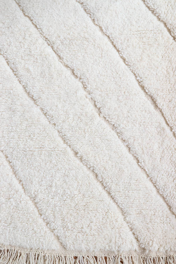 tapis marocain minimaliste laine blanche ligne Baba Souk