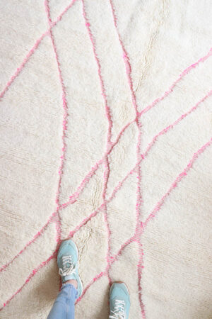 moroccan rugs pink lines white wool